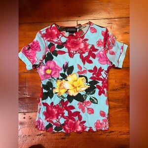 Votre Nom top short sleeve lightweight floral sheer like size small fitted